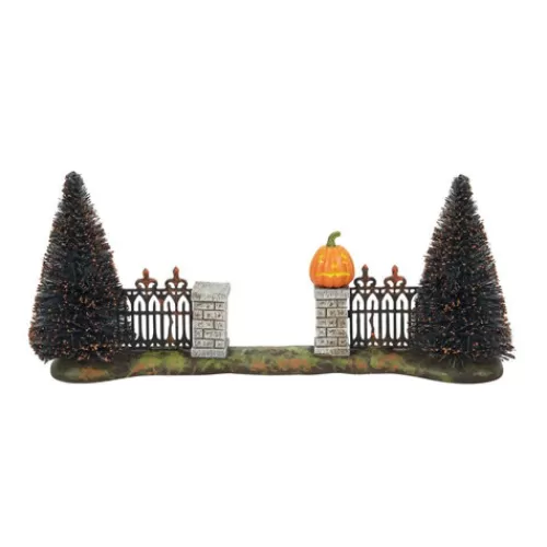 Department 56 - Halloween Village>Tannenbaum Holiday Shop Halloween Gate