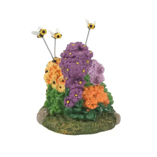 Department 56 - Halloween Village>Tannenbaum Holiday Shop Happily Pollinating