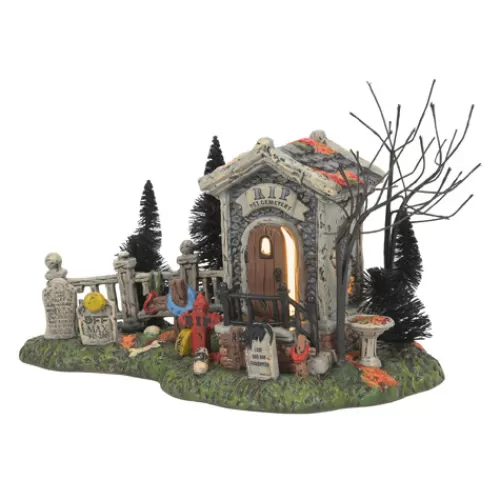 Department 56 - Halloween Village>Tannenbaum Holiday Shop R.I.P. Cemetery