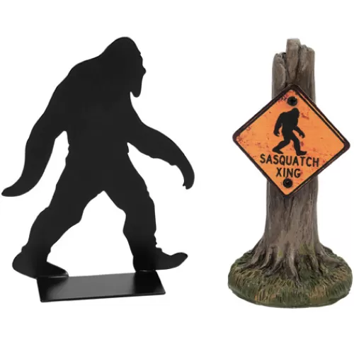 Department 56 - Halloween Village>Tannenbaum Holiday Shop Sasquatch Silhouette