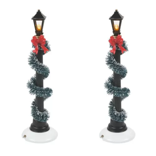 Department 56 - Villages^Tannenbaum Holiday Shop Small Town Street Lamps, Set Of 2