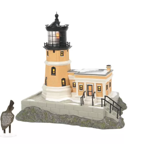 Department 56 - Villages^Tannenbaum Holiday Shop Split Rock Lighthouse St/2