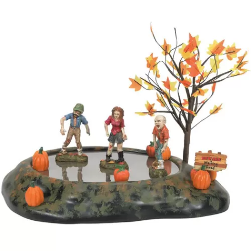 Department 56 - Halloween Village>Tannenbaum Holiday Shop Zombie Crawl Set Of 4